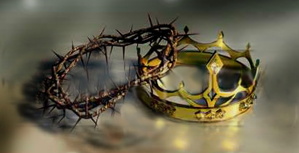 crown of thorns and crown of king