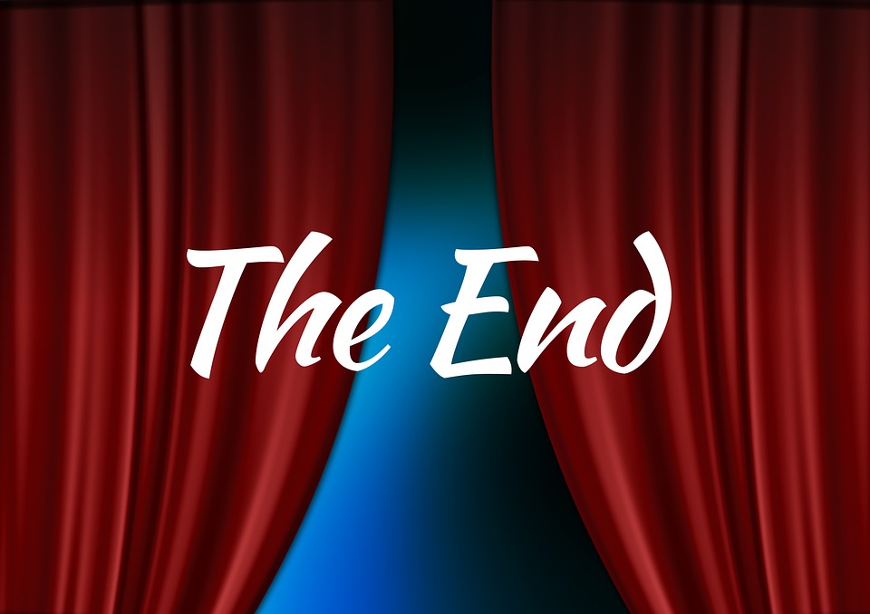 Stage with curtains and the words "the end"