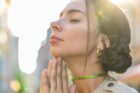 abiding in Jesus, praying woman